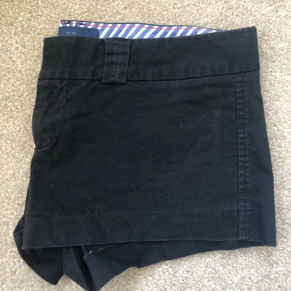Size 4 black shorts - Picture 1 of 5